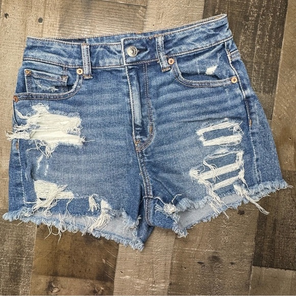 American Eagle Distressed Mom Jean Shorts size 0 - Picture 11 of 11